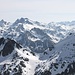 <b>Il Passo della Valletta con il cornicione di neve che sporge ad ovest</b>.