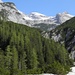 links Rauhkarlspitze, rechts der Unbenannte Gipfel