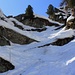 Foto vom 1. Schinhorn Besteigungsversuch (24./25.4.2010):<br /><br />Steiler, mit Seilen gesicherter Abstieg über den winterlichen Wanderweg wenige hundert Meter hinter dem Hotel Belalp.