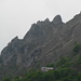 Blick auf den Südgrat des Monta Grona über dem Rifugio Menaggio