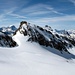 Bächistock mit seinen beiden Gipfeln, darunter der Glärnischfirn