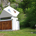 Kapelle  an der Oberen Bitscheri: Architektur und Natur harmonieren nicht immer