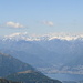 Blick über den Lago Maggiore zu den Walliser Bergriesen