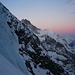 Morgenstimmung auf der Höhe vom Hängegletscher (etwa 3360m) mit Blick zur Jungfrau (4158,2m).