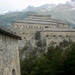Fort Vittorio Emanuele und reduit Marie-Therese im Vordergrund - riesig