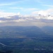 Gipfelkreuz und St. Galler Rheintal und der Blick nach Österreich und Liechtenstein.