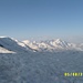 kurze Rast auf einer Schulter auf ca. halber Höhe (3700 m) - Blick auf das Breithornmassiv Mitte rechts