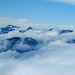 Wägitaler Berge kämpfen sich aus den Wolken