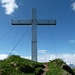 Das eindrückliche Gipfelkreuz am Rophaien.

Das von der Altdorfer Firma Martin Griesemer angefertigte Kreuz ist 10 Meter hoch und 7 Meter breit und wurde im Jahre 1965 von einer Gruppe junger Flüeler erstellt