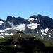 Rauchender Chaiserstuel, dahinter Hasenstock, Oberberg und Ruchstock