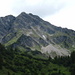 Alpilakopf Nordostflanke fürs Routenstudium...
[http://www.hikr.org/gallery/photo514110.html?post_id=36296#1 hier noch von weiter oben rechts].