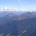 Blick über den östlichen Teil der Kalkkögel in die Zillertaler Alpen