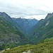 Blick ins Val Osura bis hin zum Vogorno