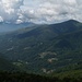 Blick vom Monte Cucco ins Valcollo