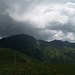 Blick vom Monte Cucco zum Cima di Fojorina. Die Wolken sehen anders aus als Bucheli versprochen hat...