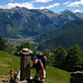 quota 1000,sullo sfondo Chiavenn da sinistra : Pizzo Stella (con la nuvoletta) - Cima di Lago - Pizzo Galleggione (a destra)