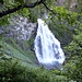 <b>Una delle tante cascate del Ri de Fontanalba ([http://www.youtube.com/watch?v=1SBOHUisGiM  Vedi video])</b>