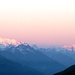 Mischabelgruppe, Matterhorn und Weisshorn bei Sonnenaufgang