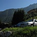qui il cartello segnala: Cima ai Monti m.1050 dove si parcheggia l'auto al costo di 5 euro