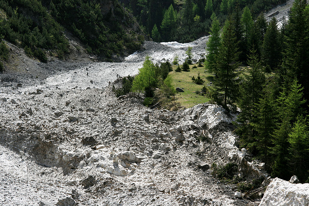 Val d'Assa, es gibt noch unglaublich viel Schnee