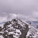 Einsetzender Schneefall und kalter Wind lies uns nicht lange am Gipfel der Rappenspitze verweilen
