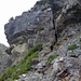kurze versicherte Felsstufe im Abstieg von der Hinteren Steinkarspitze