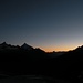 26.Juni 2011 Tag erwacht.<br />Links spitz das Zinalrothorn 4221m, rechts davon markant das Weisshorn 4506m, mitte Bild hinten im Morgenrot das Bietschhorn 3934m 