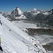 Ruedi schaut in der Nordwand in die Tiefe runter, und immer wieder sicht zum Matterhorn usw!!! 