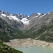 Blick über den Göscheneralpsee zum Chelen Gletscher und Tierberg.