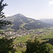 wunderbarer Blick auf den Talkessel von St. Johann in Tirol. Dahinter das Kitzbüheler Horn