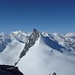 Blick zum Rimpfischhorn ( 4199m ), im Hintergrund das Monte Rosa - Massiv