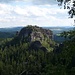 Der Rauschenstein (406 m) sieht recht gewaltig aus