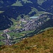 Tieflick vom Gross Gemsispil (2518m) nach Engelberg (1000m).