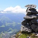 Ich baute ein Steinmännchen auf dem Ful Berg (2074m) der wohl nur alle paar Jahre Besuch von Berggänger bekommt.