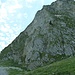 Gantrisch mit Klettersteig-Einstieg (weisser Fleck unten an der Fluh)