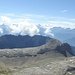beträchtlich das Panorama:
vom Wildhorn über einige Viertausender bis zum Mont Blanc