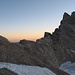 Kurz vor der Schneefernerscharte geht es links aufwärts<br />(gegenüber das Zugspitzeck, 2816 m) .....