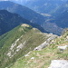 Uno sguardo verso la via di salita dall'Alpe Matro Càuri e Biasca sullo sfondo