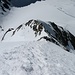 Am Abstieg auf der Normalroute, Weit unten zieht die Spur rechts in Richtung Jungfraujoch. 