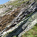 linkerhand ein Wasserfall über steile Granitplatten....wildes Gelände