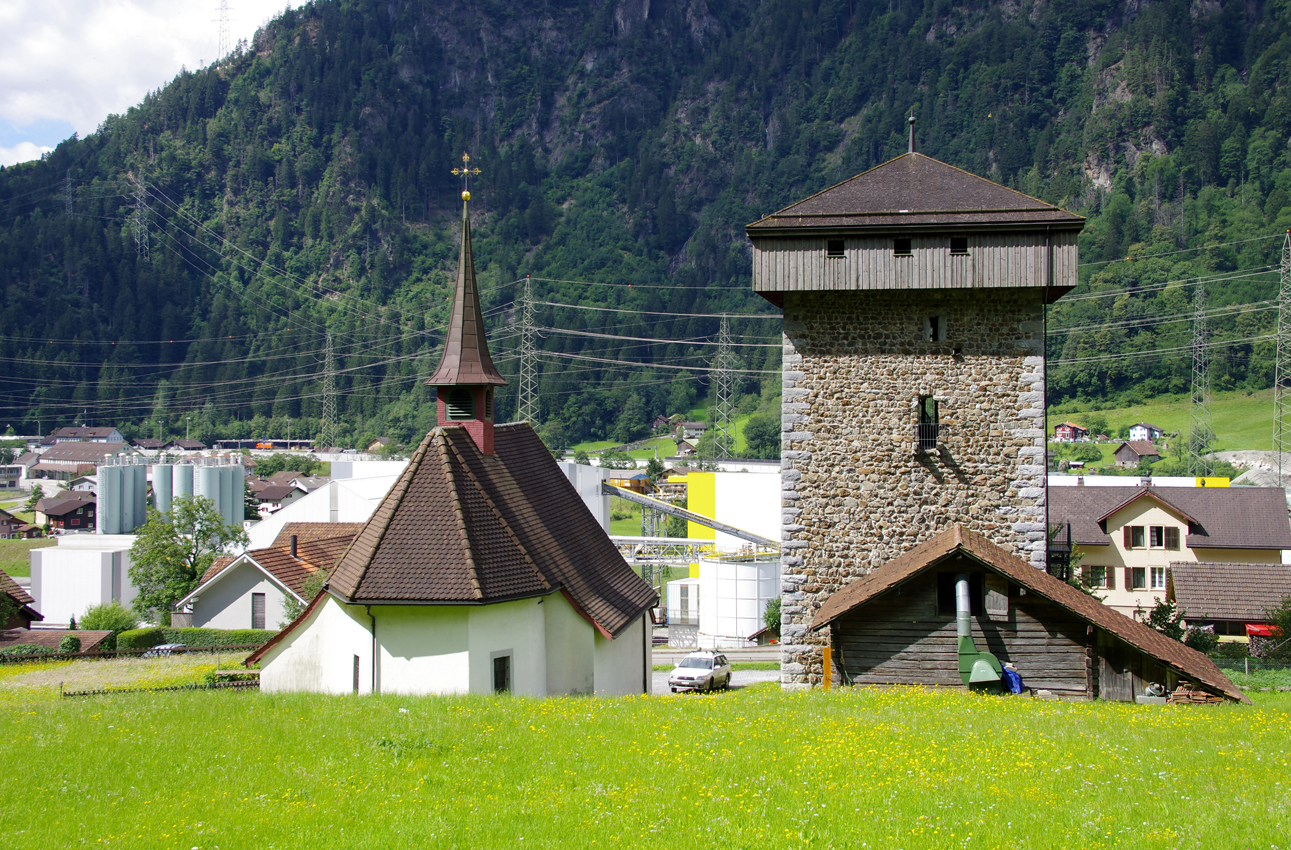 Der Turm der Edlen von Silenen, links davon die... [hikr.org]