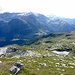 Verso sud, sopra l' Alpe del Servizio parecchi laghetti