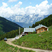 Die Weidner Hütte Blick Nord - die Wolken türmen sich über dem Hochnissl / Karwendel - noch jenseits des Inntals.