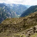 Bocchetta Fornasel - Ausblick ins Bavona, zuunterst Cavergno