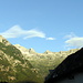 Si parte dal fondovalle di Mello.....tra qualche ore saremo li, alla base dei tre Pizzi Torrone.