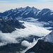 Mischabelgruppe<br /><br />Unter dem Wolkenmeer liegt Zermatt