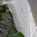 Blick in die Staumauer des Lago di Luzzone. Hier führt die längste Sportkletterroute der Welt hoch!<br />Siehe dazu der Bericht von [u HBT] [tour7198 hier].