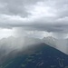 Gewitterwolken entladen sich über dem Pizzo di Campello