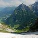 schneller Abstieg über das Schneefeld bei Ober Bützi vor dem Vorder Glärnisch 2327m