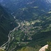 Tiefblick nach Varzo von der Alpe Genuina.
